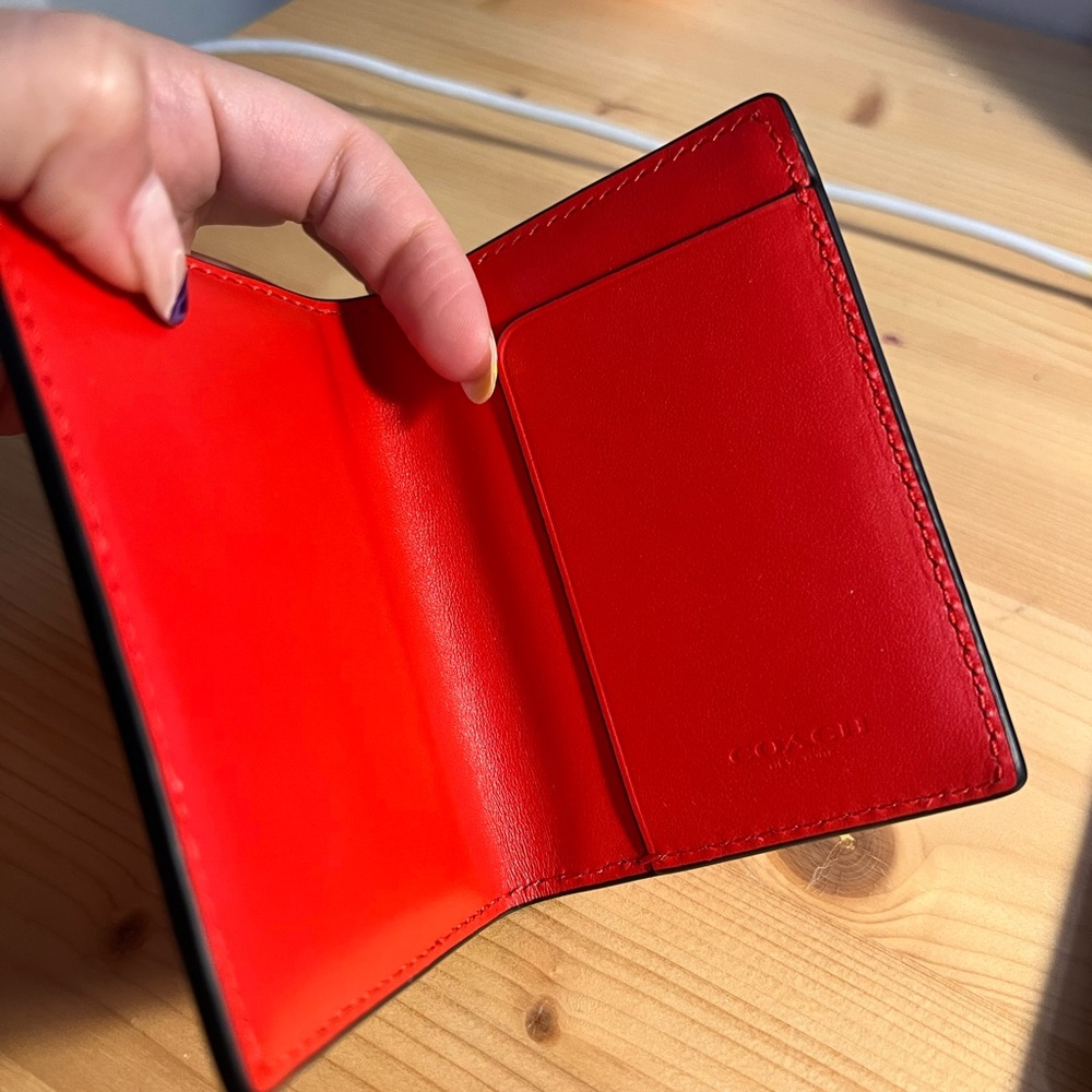 COACH CARD HOLDER - Picture 2 of 4